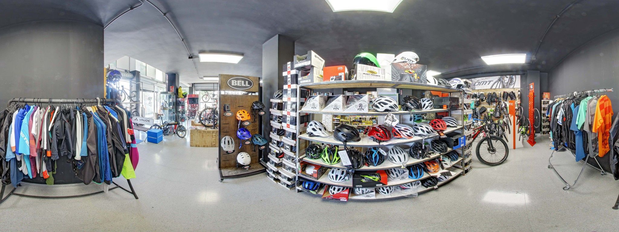 Interior tienda Onvelo