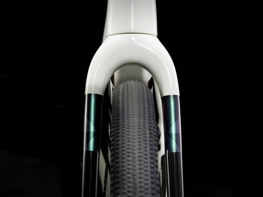 Bicicleta carretera de carbono, marca Trek, modelo 2024 Emonda SL 7, color  negro — OnVeló Cycling