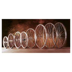 Roue arriere gurpil 600 x 32 rayons aluminium