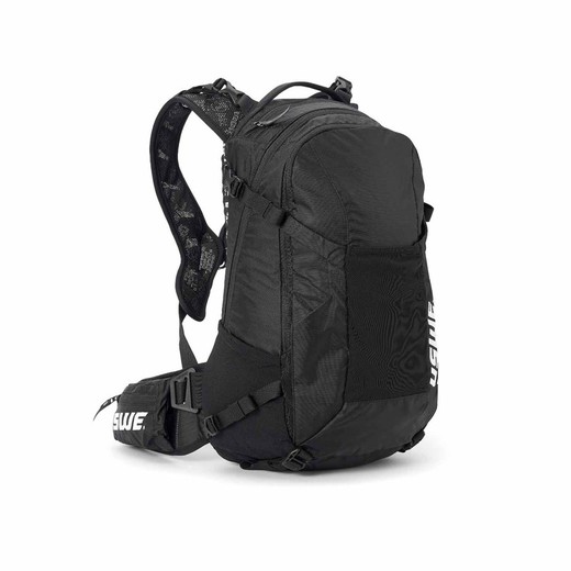 SHRED 16L MTB DAYPACK Carbon Black