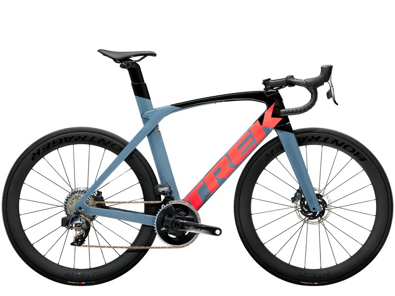Bicicleta de carretera de carbono, marca Trek Madone, modelo 2023 SL 7 AXS  — OnVeló Cycling