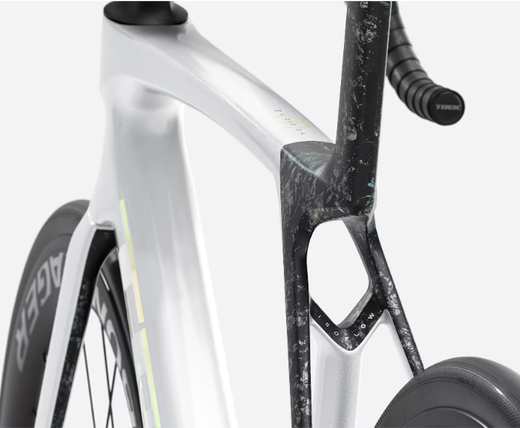 Vélo de route Trek Madone SL6 AXS G8