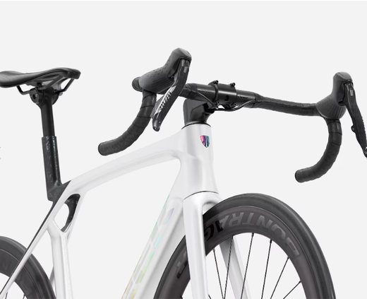 Vélo de route Trek Madone SL6 AXS G8