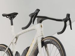 Vélo de route Trek Madone SLR 7 Gen 8