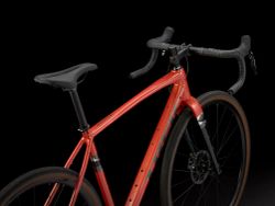 Bicicletta gravel Trek Checkpoint ALR 5