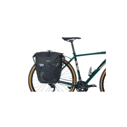 Bolsa trasera impermeable BASIL "Navigator Waterproof", 25-31L, negra