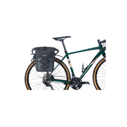 Bolsa trasera impermeable BASIL "Navigator Waterproof" M, 12-15L, negra