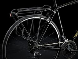 Bicicleta carretera Trek Domane AL 2, negro