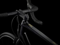 Bicicleta carretera Trek Domane AL 2, negro