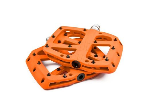 EThirteen pédales composites de base