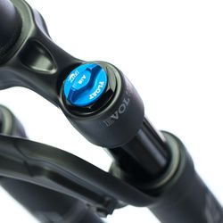 Fox factory 32 sc ax 700c p-es 40 fit4 3p negra kb100 rk44 2018-19