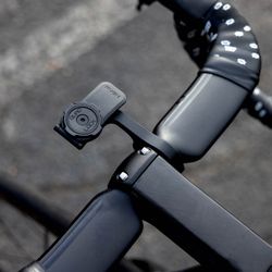 Quad Lock Out Front Mount Pro - V2