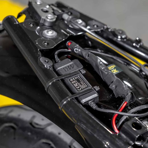 Quad Lock Waterproof 12V to USB Smart Adaptor