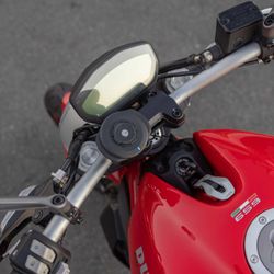 Quad Lock Weatherproof Wireless Charging Head V3