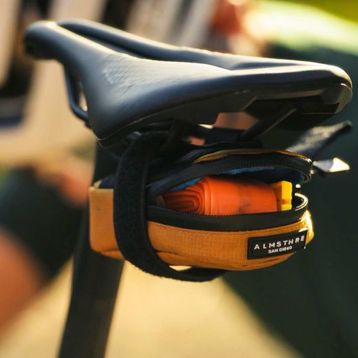 SIGNATURE BAR SADDLE - CALIFORNIA GOLD