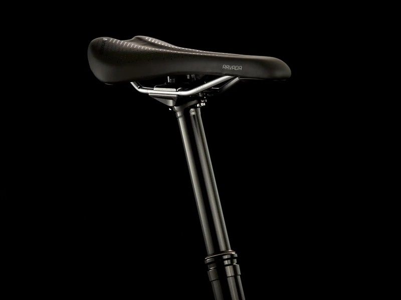 Bicicleta de montaña de doble suspensión marca Trek, modelo 2022