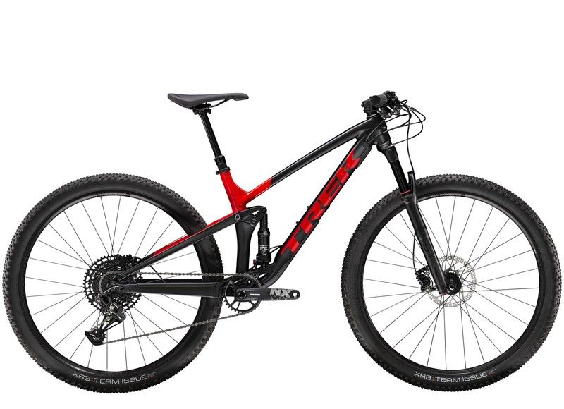 Matte Trek Black / Gloss Viper Red 
