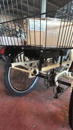 TRICICLO 20" 6V STEEL VERDE ELECTRICO …..### ENVIO DESDE ITALIA PREVIO MONTAJE