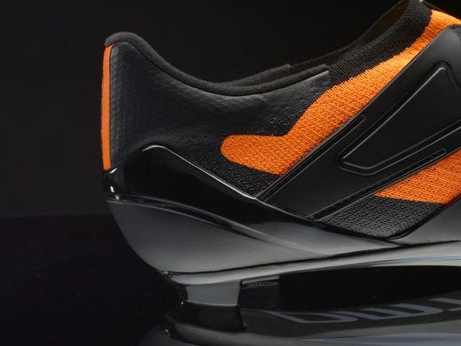 DMT road KR2 black shoe