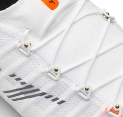 Sneaker de DMT Pogi Édition spéciale 2025