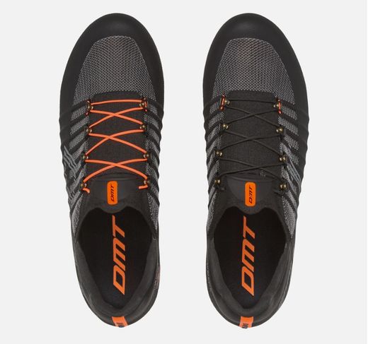 Sneaker de DMT Pogi Édition spéciale 2025