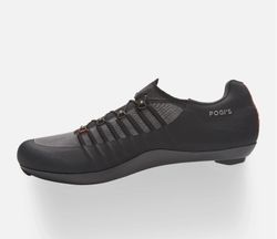 Sneaker de DMT Pogi Édition spéciale 2025