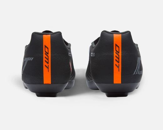 Sneaker de DMT Pogi Édition spéciale 2025