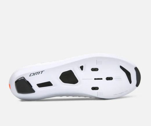 Sneaker de DMT Pogi Édition spéciale 2025